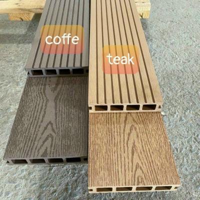 GỖ NHỰA NGOÀI TRỜI LÓT BAN CÔNG HỒ BƠI, SÂN VƯỜN,SÂN KHẤU...